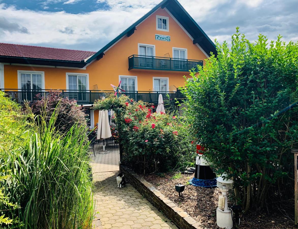 Landhotel Erhardt Bad Waltersdorf Exterior foto